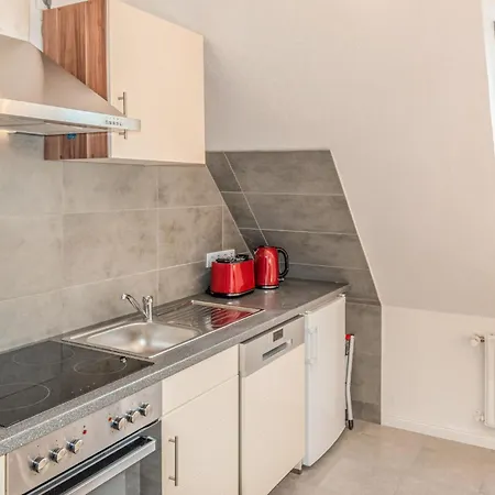 1 Bedroom Cozy In Apartment Niebüll